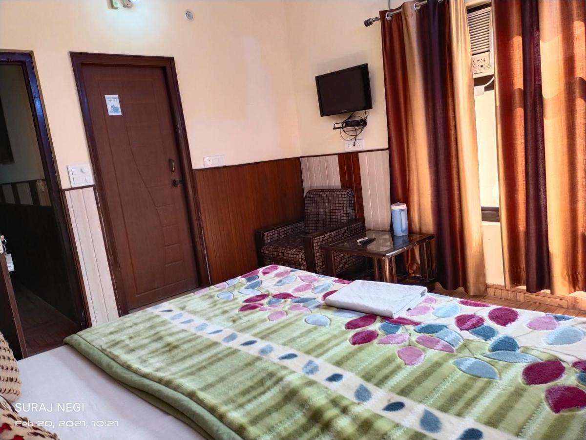 Hotel Vishla Palace By Uttarakhand Hotel Hospitality Narendra Nagar Екстериор снимка