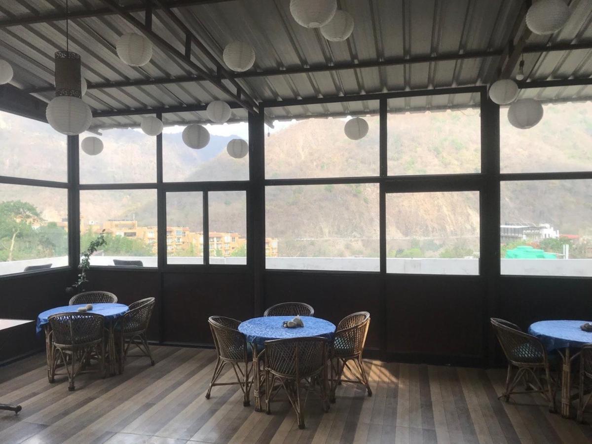 Hotel Vishla Palace By Uttarakhand Hotel Hospitality Narendra Nagar Екстериор снимка